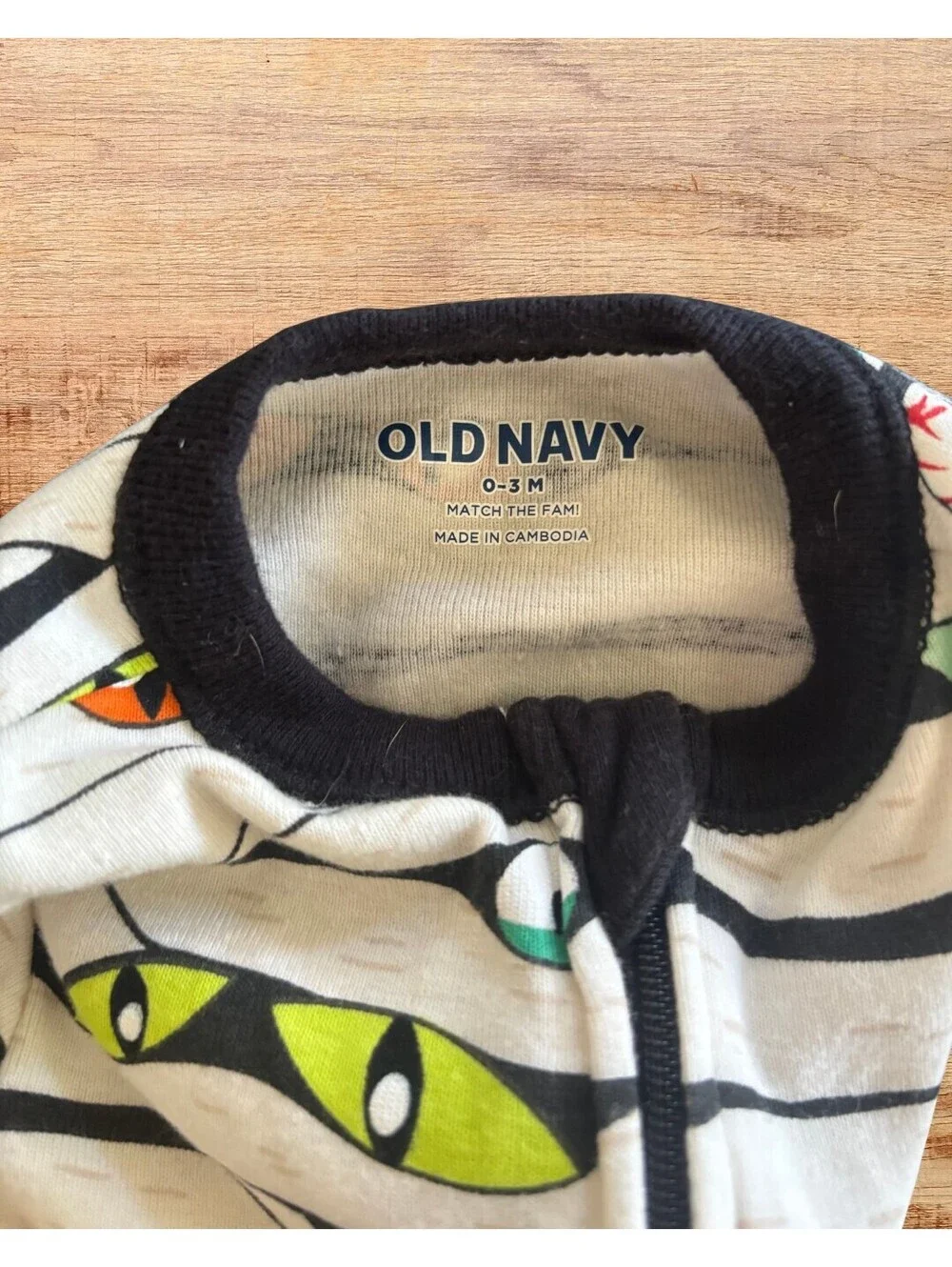 Old Navy Halloween Mummy Footie Sleeper 0-3 Months Zip Pajamas